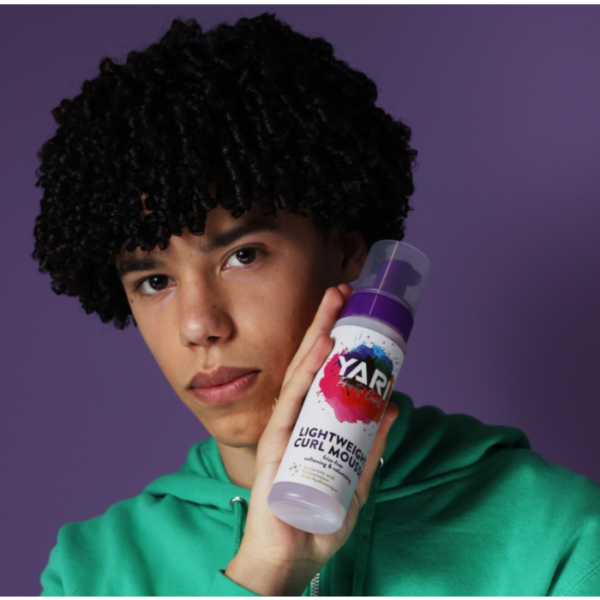 Yari Fruity Curls Lightweight Mousse -  220ml