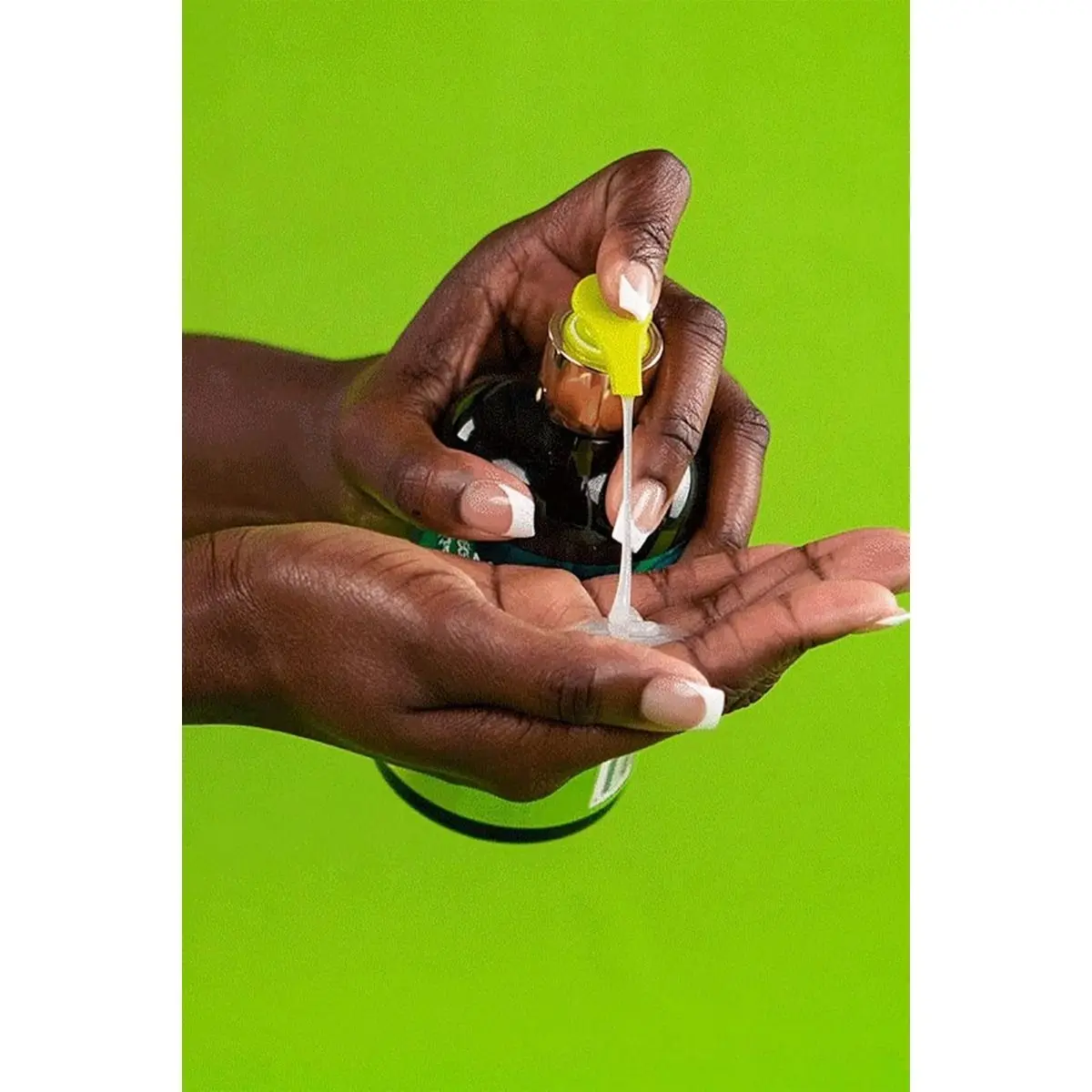 Mielle Avocado & Tamanu Anti-Frizz Shampoo 355ml