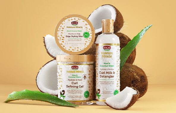 African Pride Aloë & Coconut Water Hydrate & Renew Curl Milk & Detangler 354ml African Pride Aloë & Coconut Water Hydrate & Renew Curl Milk & Detangler 354ml