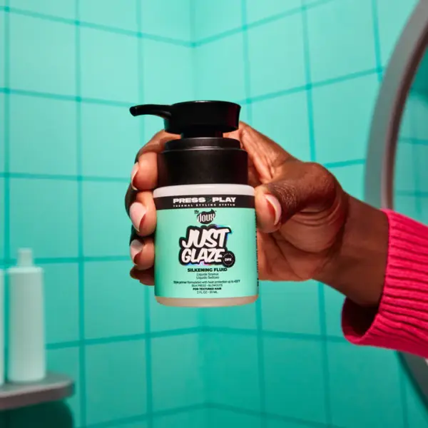 The Doux Press Play Just Glaze Silkening Fluid 2oz