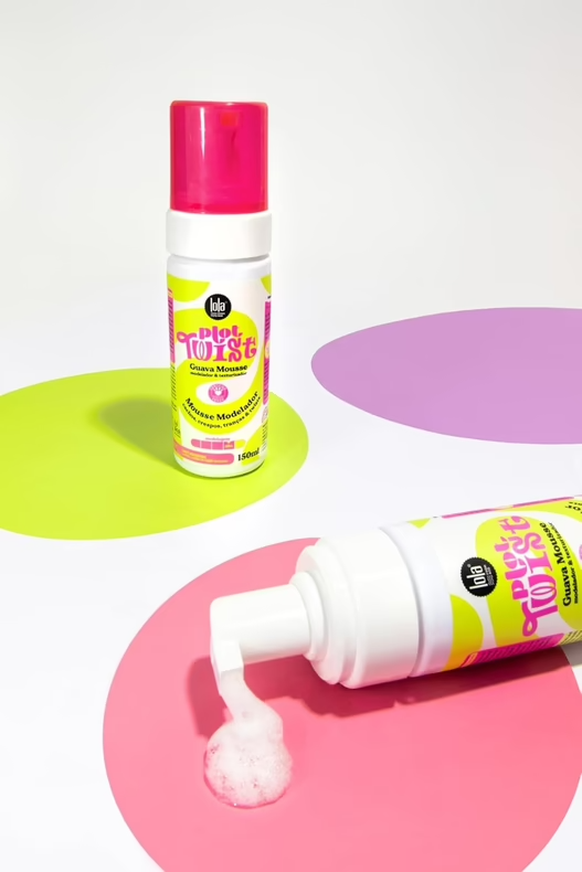 Lola Cosmetics Plot Twist Guava Mousse 150ml