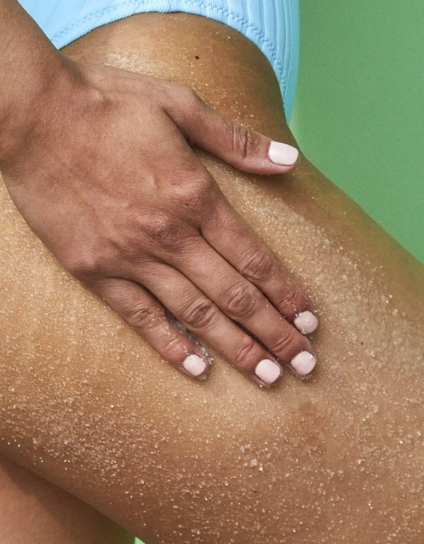 Tree Hut Sugar Scrub Shea Exotic Bloom 510g Tree Hut Sugar Scrub Shea Exotic Bloom 510g